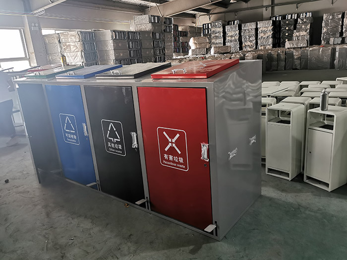 源头厂家直供无差价，乐山户外垃圾桶成功交付，城市环卫添助力